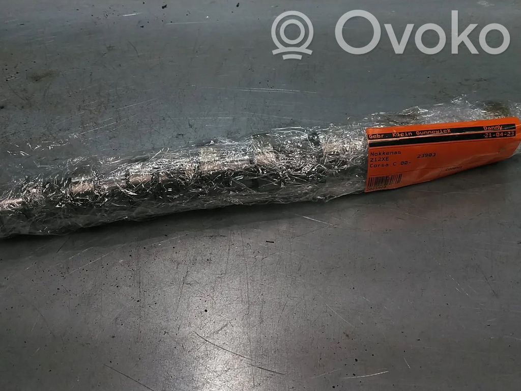 Opel Corsa C Nokka-akseli 