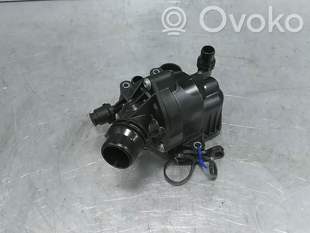 BMW X3 G01 Termostat/carcasă termostat 