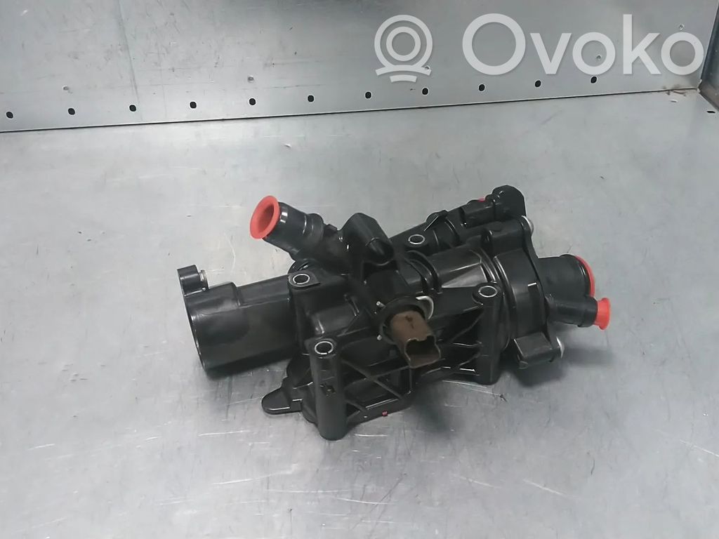 Opel Vivaro Boîtier de thermostat / thermostat 