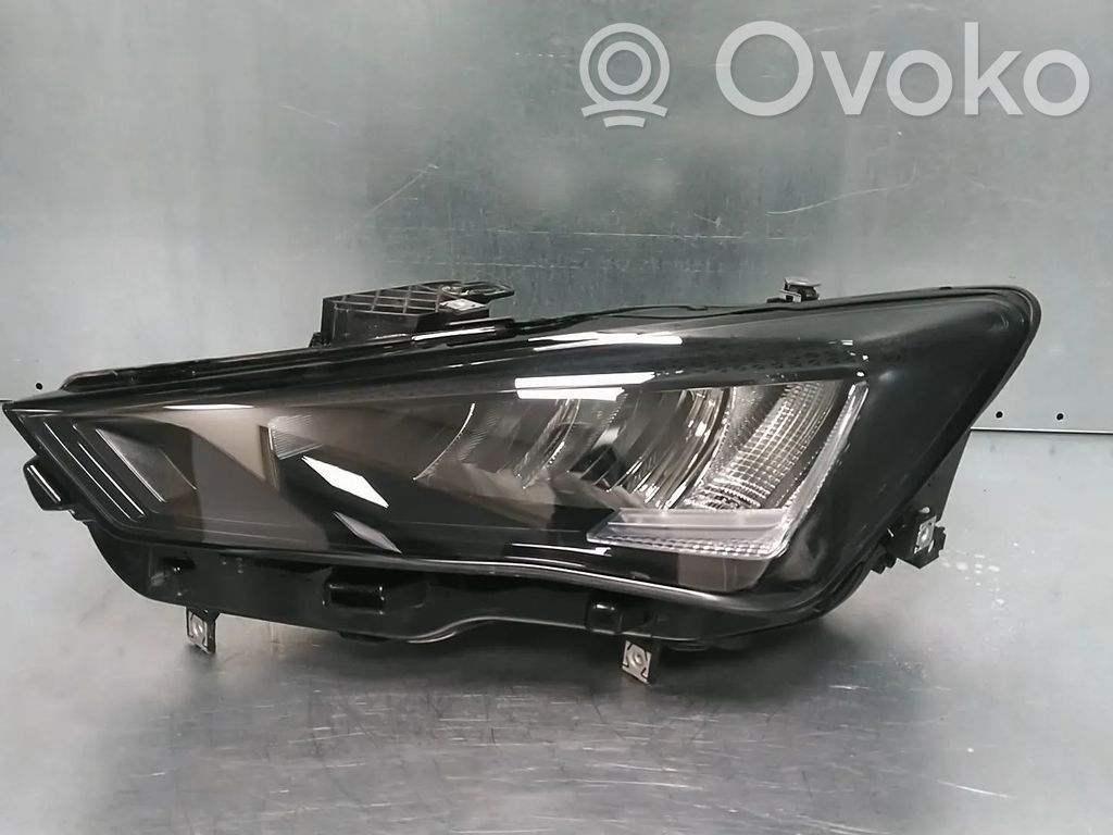 Seat Leon IV Lampa przednia 