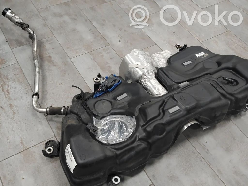 Polttoainesäiliö   32322079,32322072