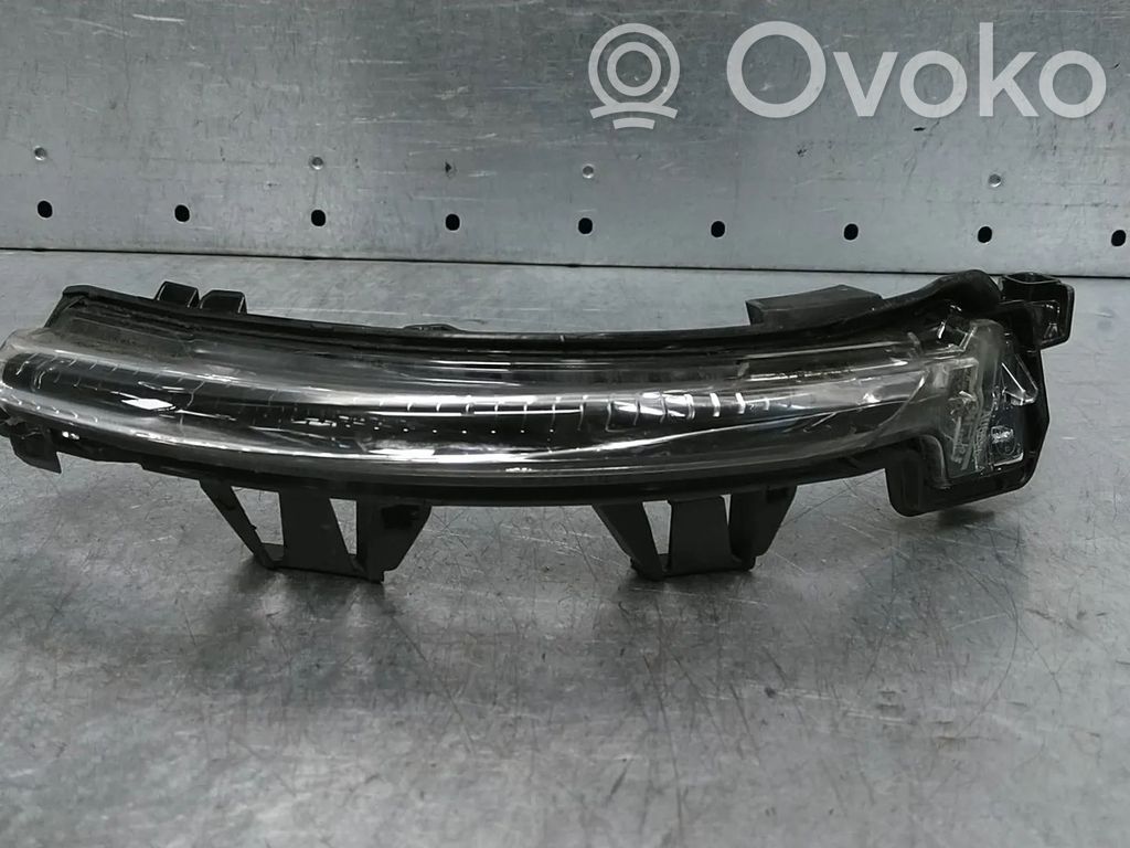Volvo V60 Einzelteile Außenspiegel Tür vorne 