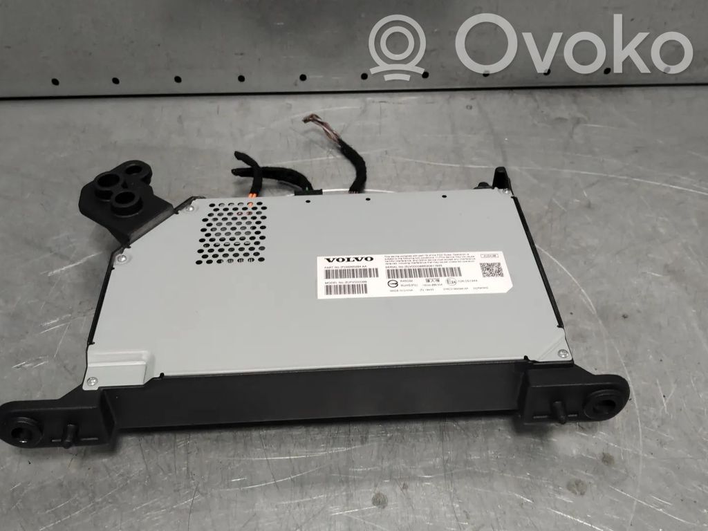 Volvo V60 Amplificator sunet 