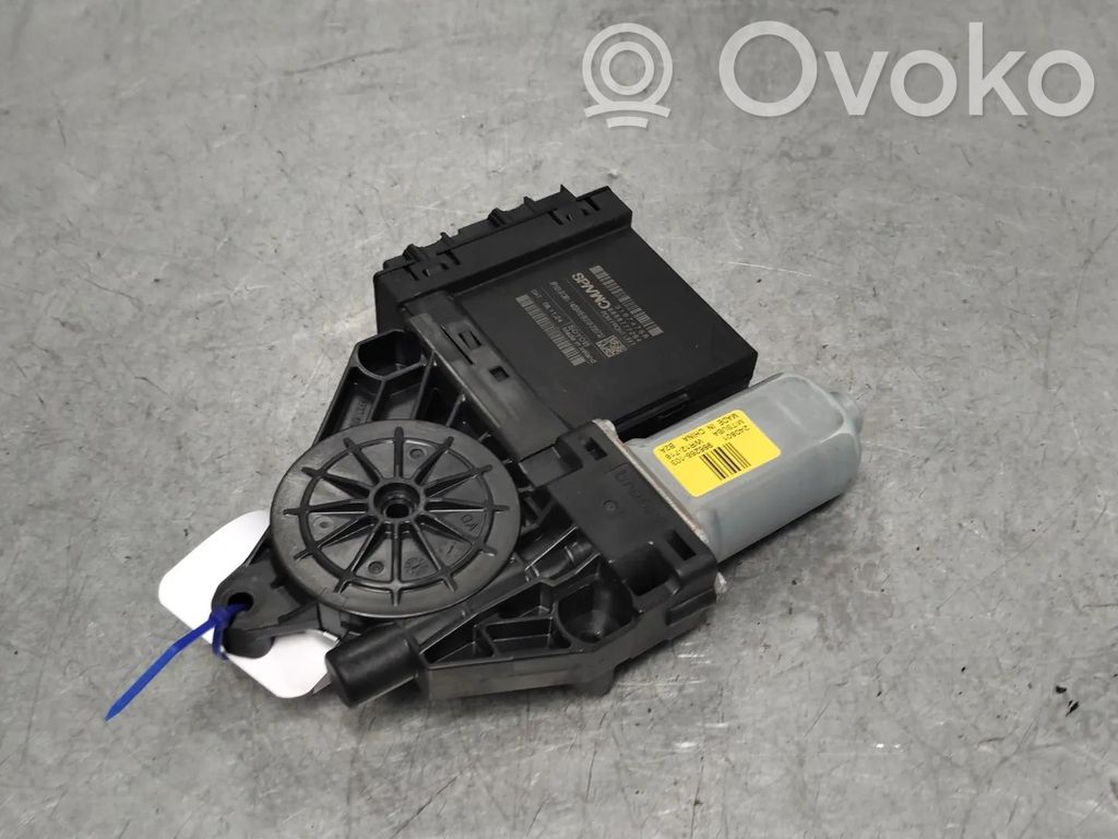 Volvo S90, V90 Motorino alzacristalli della portiera anteriore 