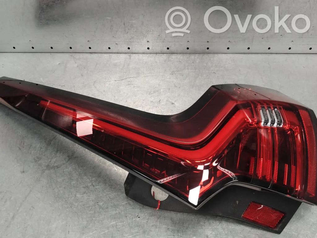 Volvo S90, V90 Lampă spate în caroserie 