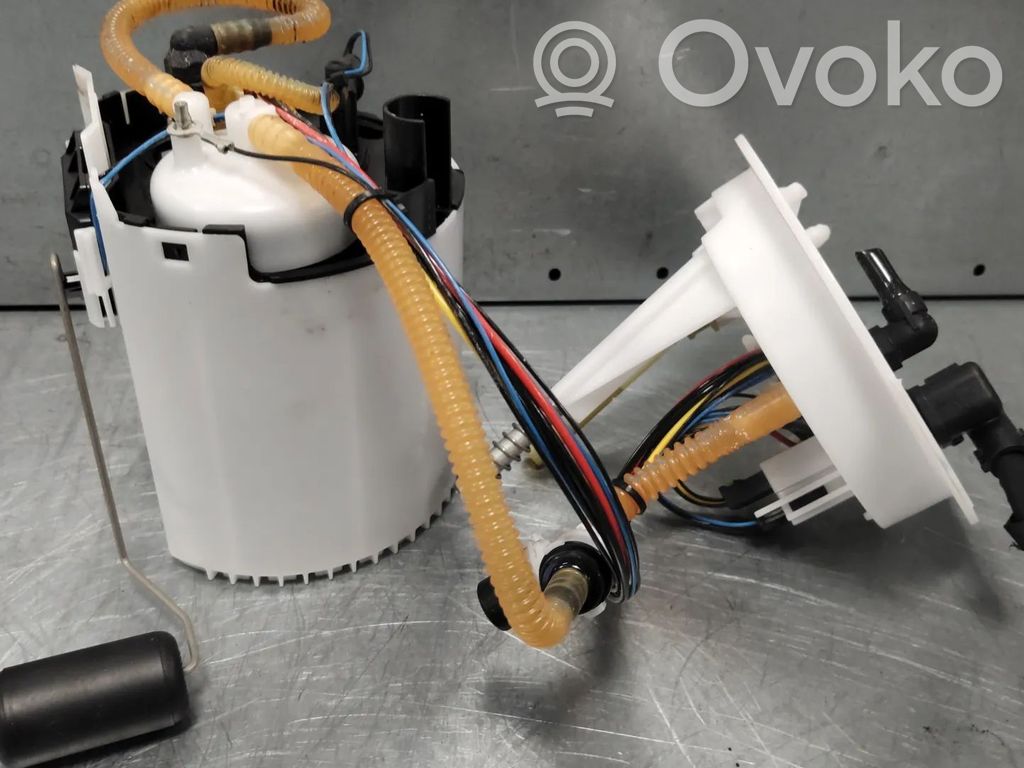 Volvo S90, V90 Bomba interna de combustible 