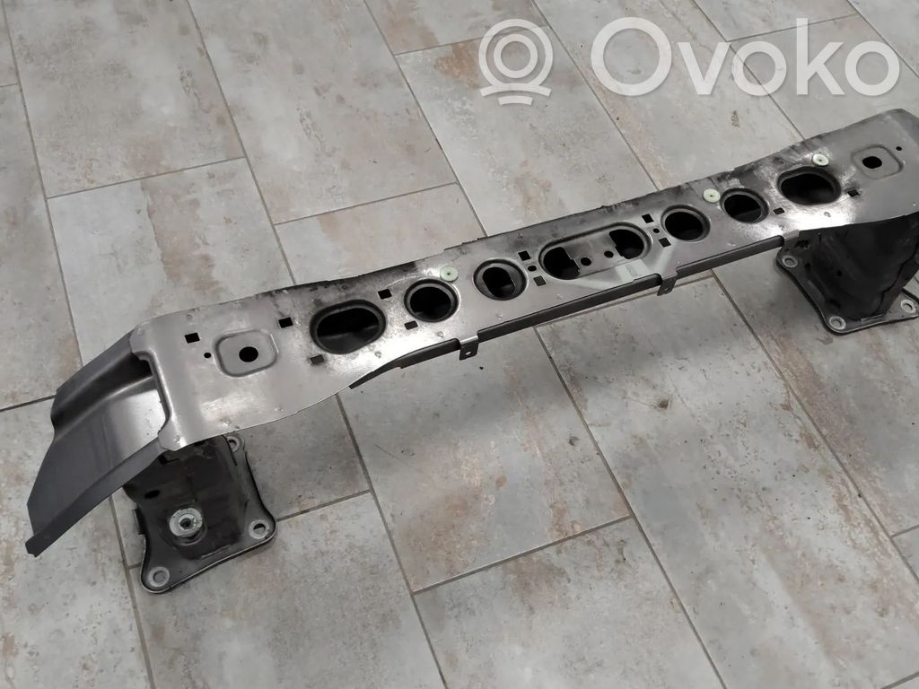 Ford Focus Traversa del paraurti anteriore 