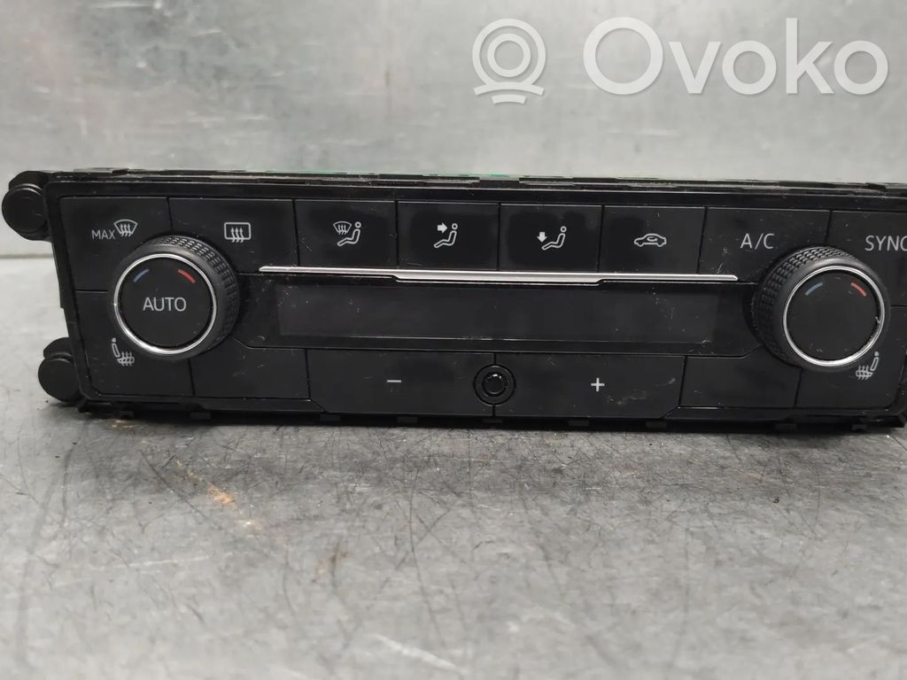 Volkswagen Polo VI Panel klimatyzacji 
