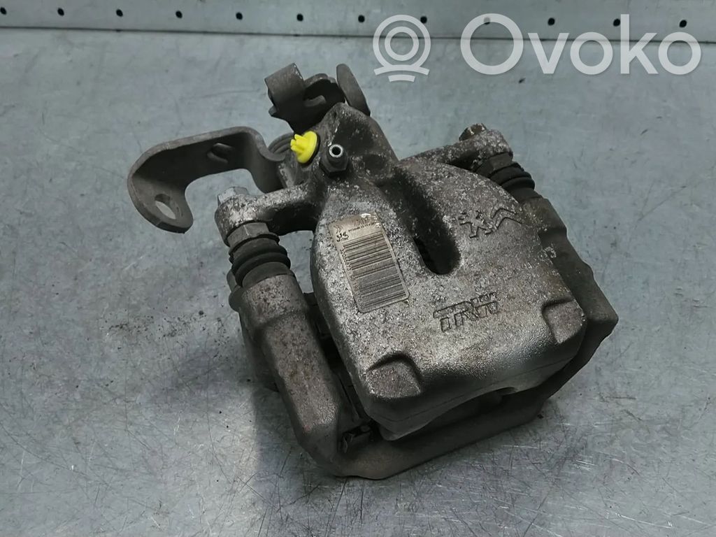 Opel Combo E Tylny zacisk hamulcowy 