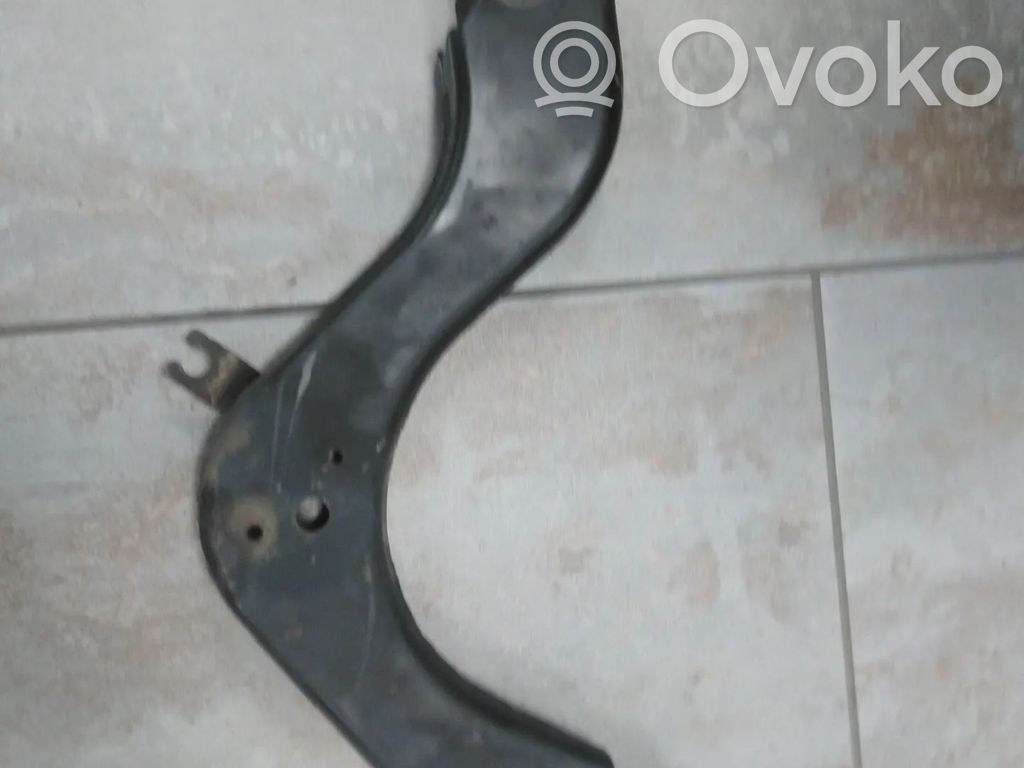 Renault Captur II Zwrotnica koła tylnego 