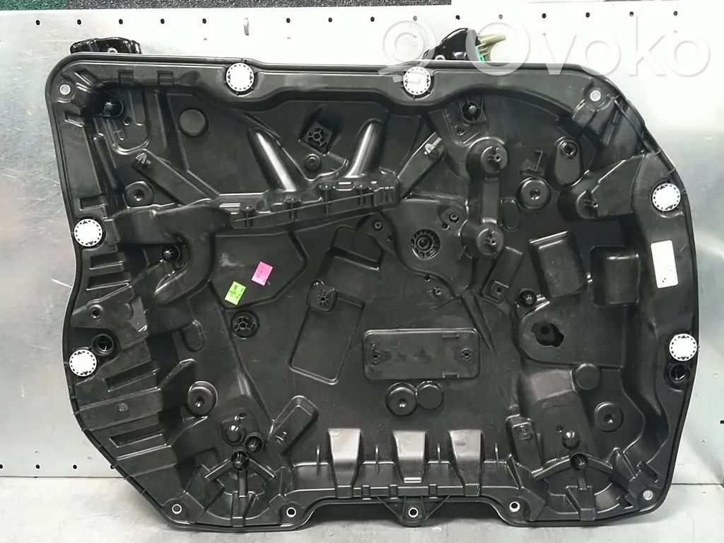 BMW X5 G05 Meccanismo di sollevamento del finestrino anteriore senza motorino 