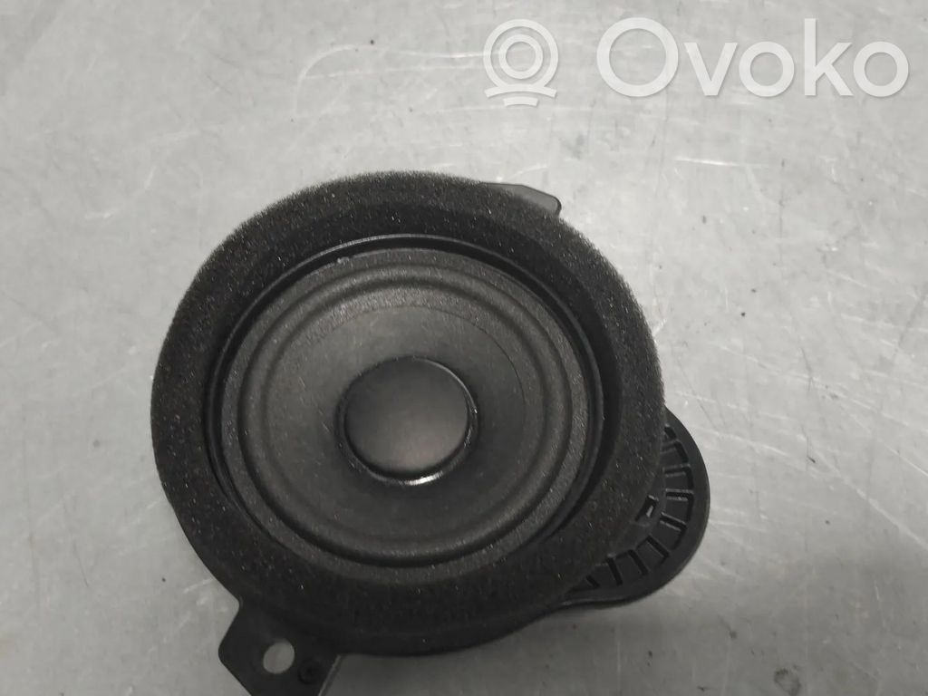 Altavoz de la puerta delantera   31456872