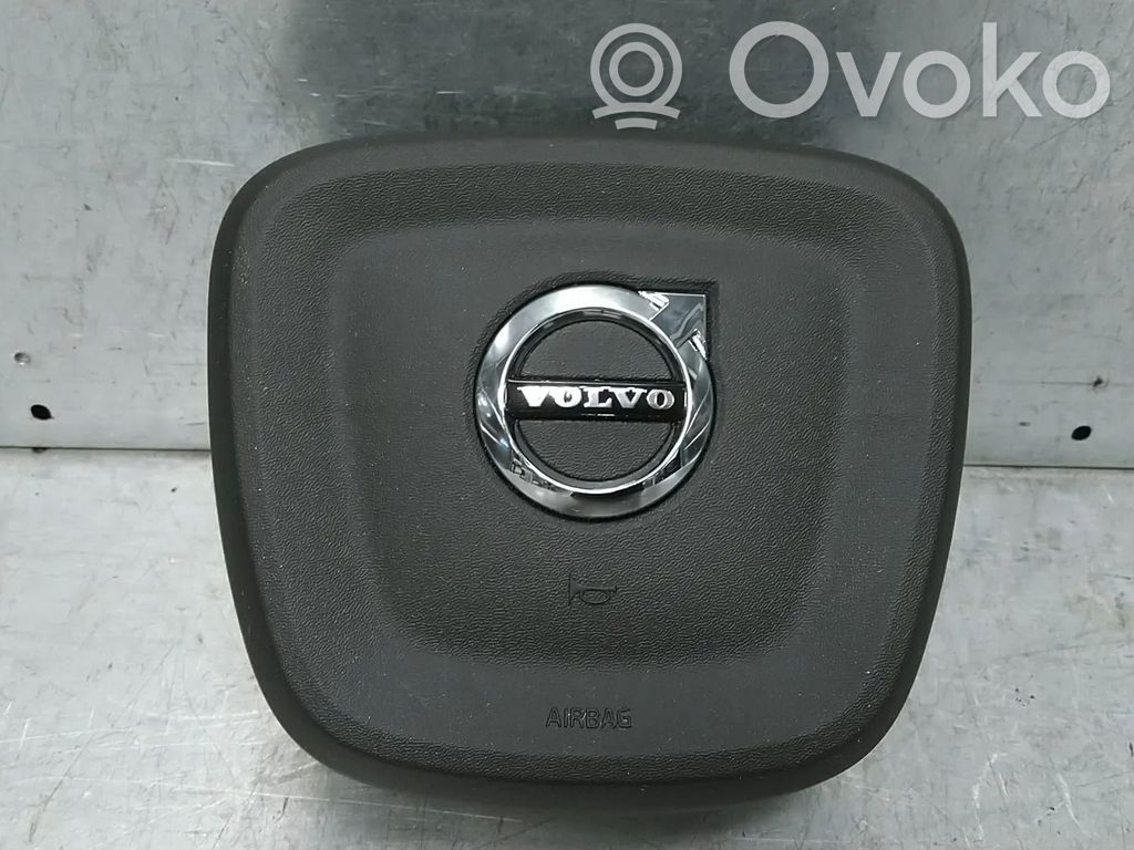 Volvo XC40 Airbag volan 