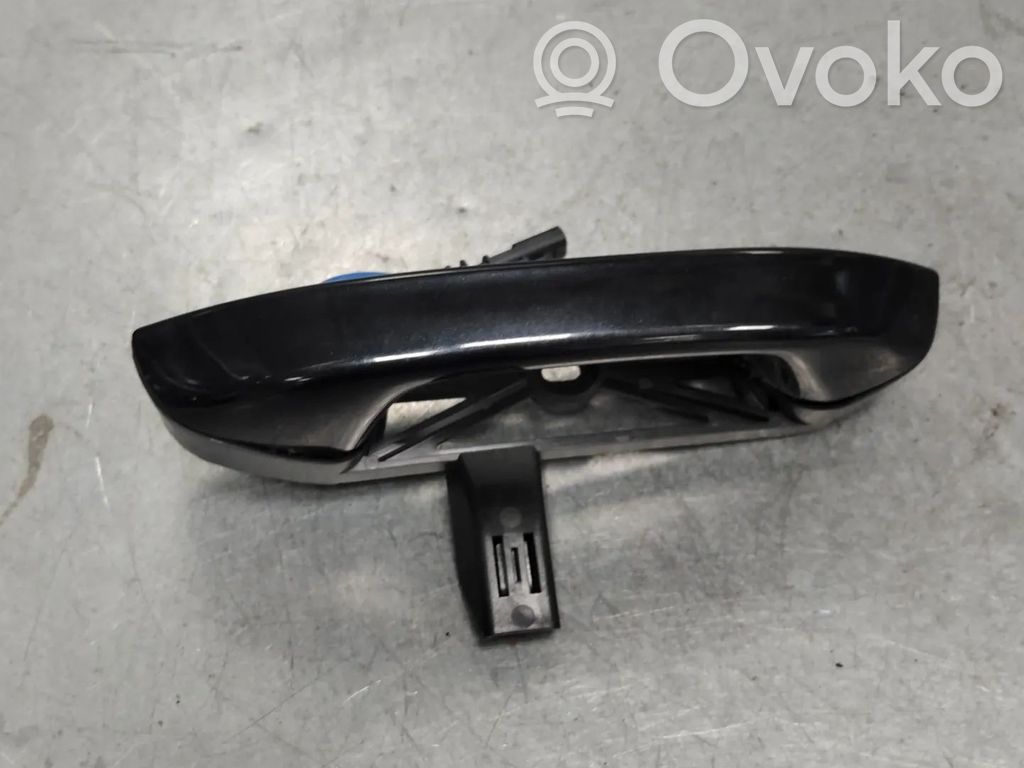 Volkswagen Multivan T7 Tapa manecilla puerta trasera 