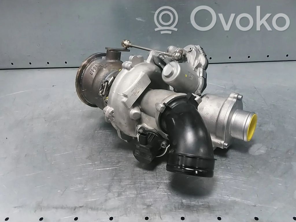 Audi A3 8Y Sprężarka 