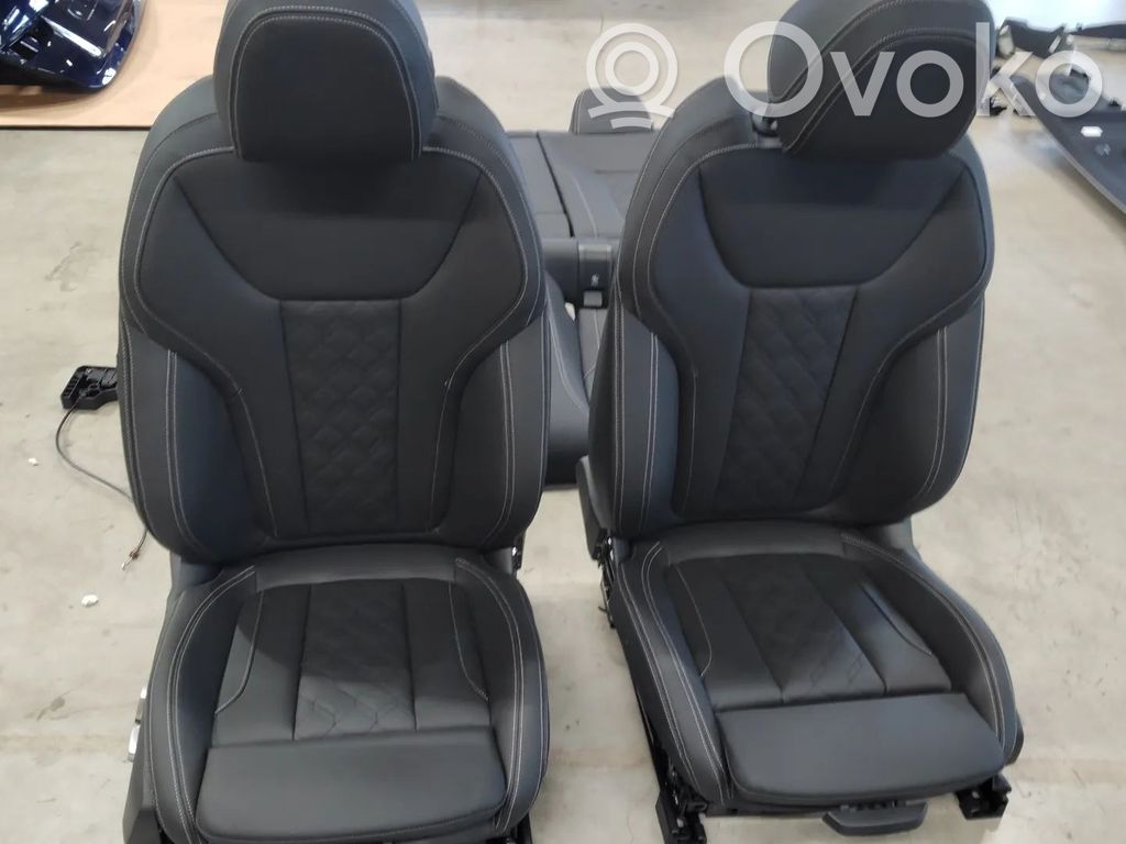 BMW 4 G22 G23 G24 G26 Set de interior 