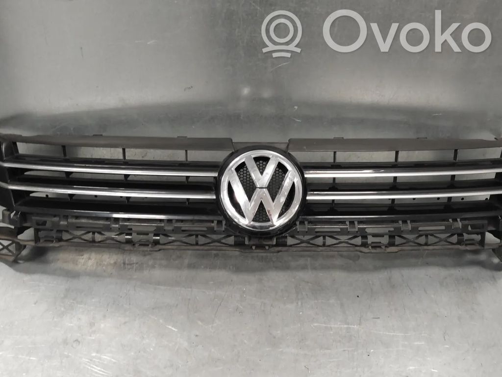 Volkswagen Touran II Griglia superiore del radiatore paraurti anteriore