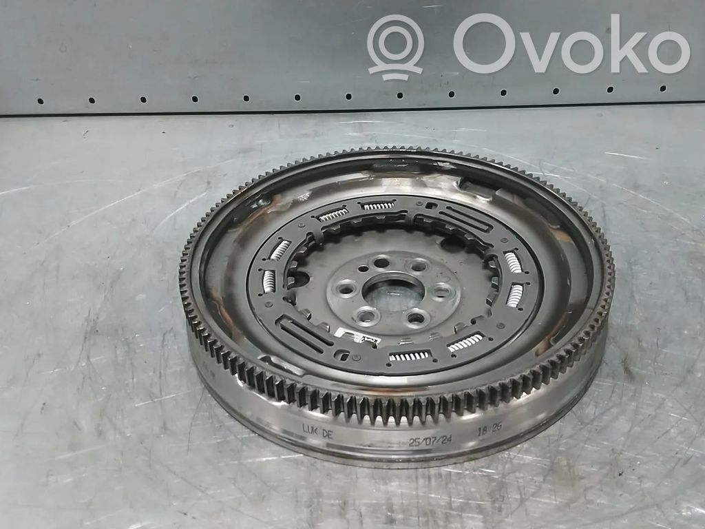 Volante motor   04E105266AM,04E105266K