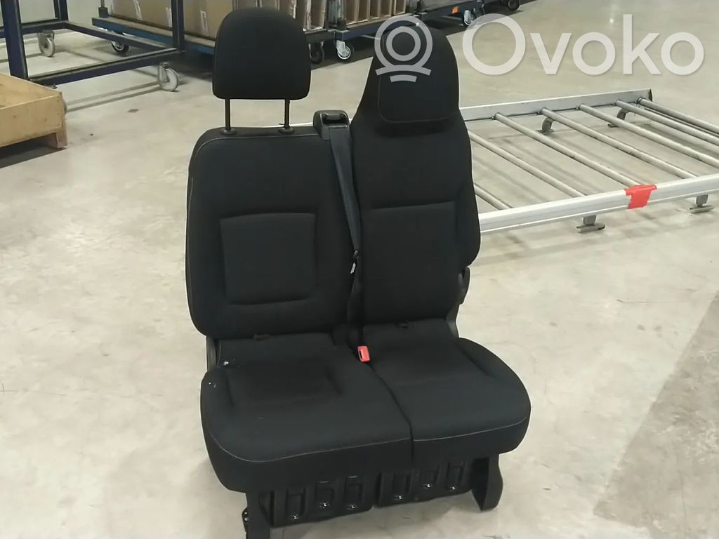 Renault Trafic III (X82) Siège avant (banquette double)