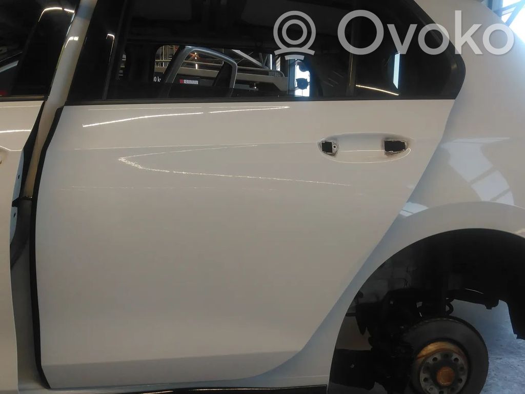 Volkswagen Golf VIII Takaovi