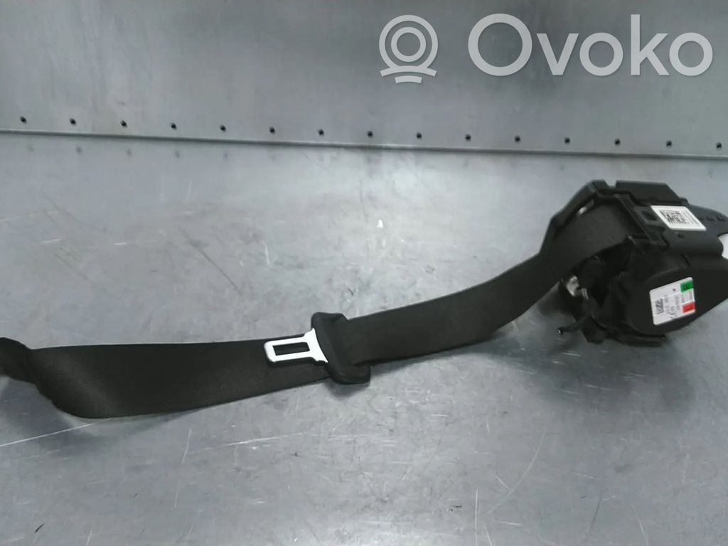 BMW 5 G30 G31 G38 Takaistuimen turvavyö 