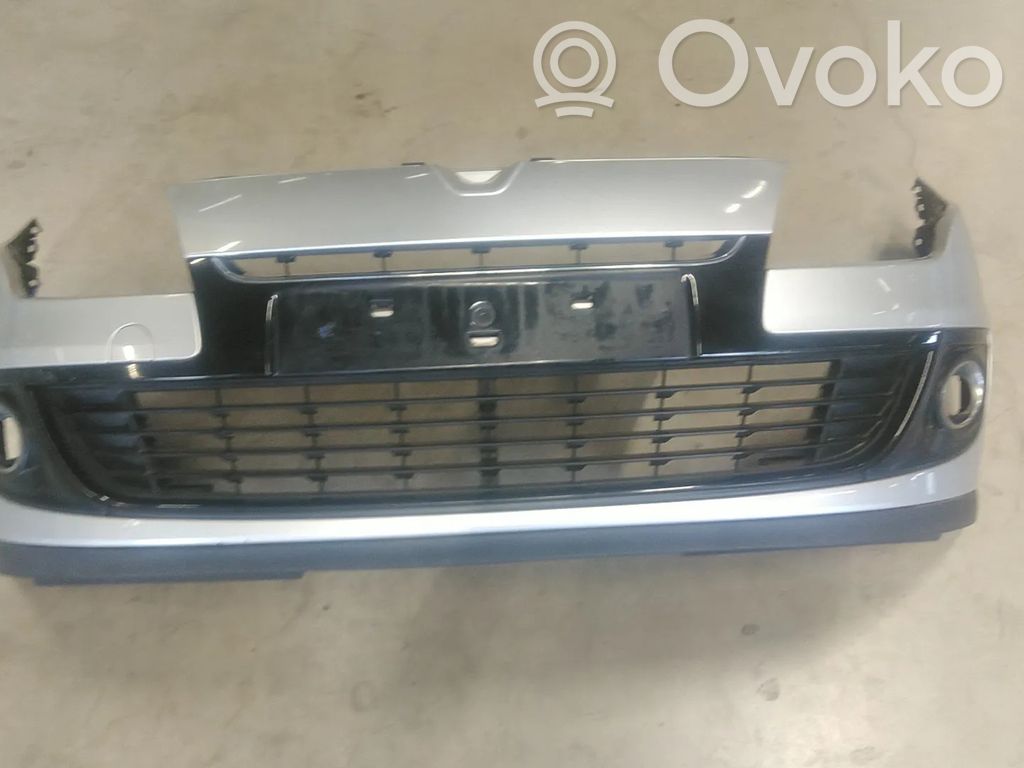 Renault Megane III Pare-choc avant 