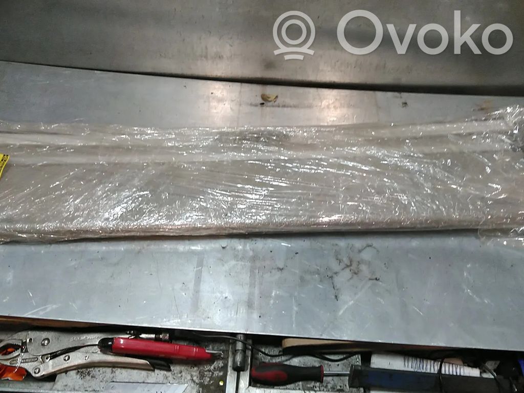 Ford Kuga I Ramă trapă 