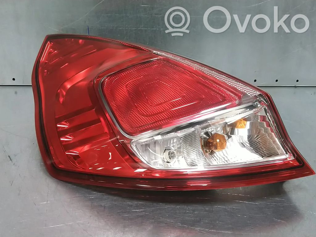 Ford Fiesta Luz trasera/de freno 