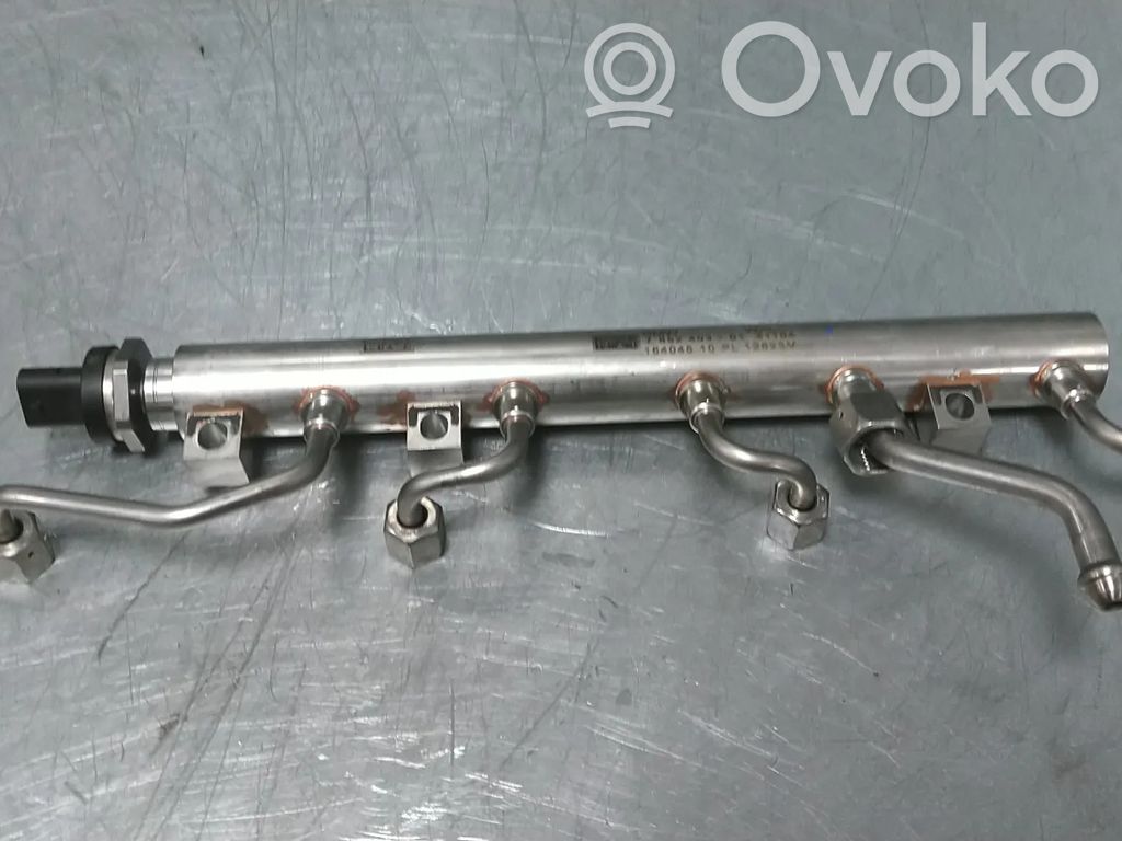 BMW XM Fuel main line pipe
