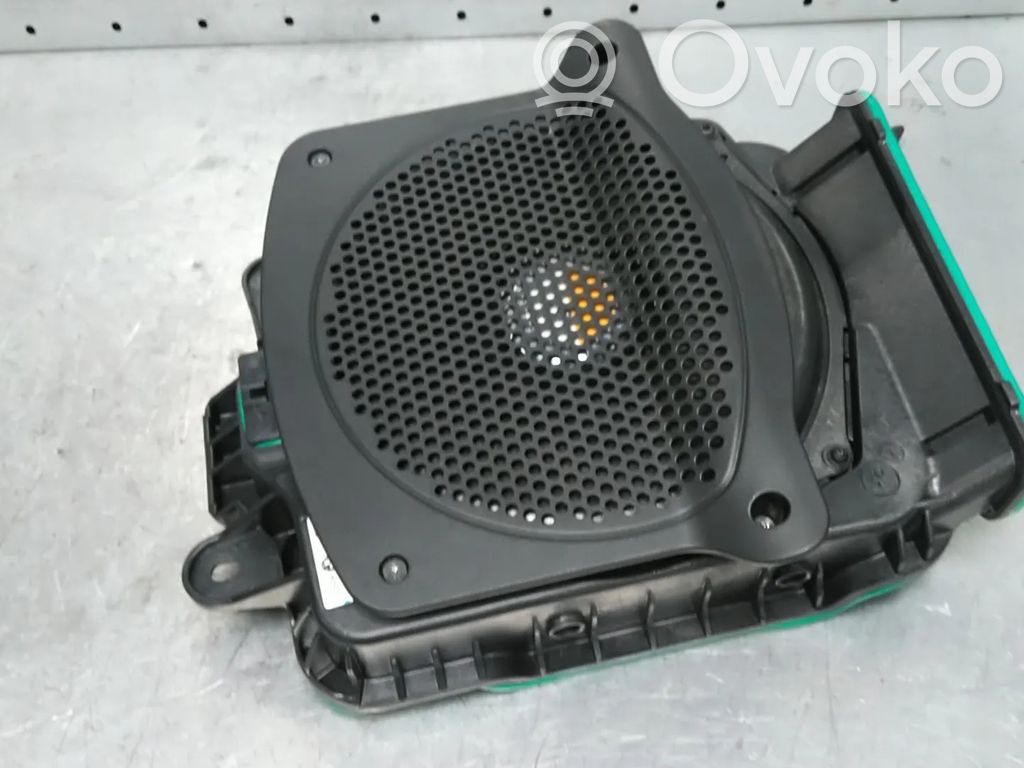 BMW 5 G30 G31 G38 Altavoz de la puerta delantera