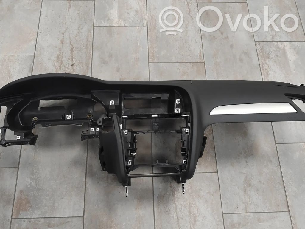 Audi A4 S4 B8 8K Bord 