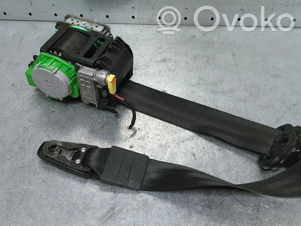 Audi A4 S4 B8 8K Sicherheitsgurt vorne