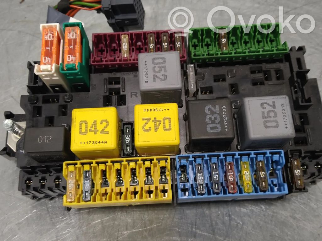 Mercedes-Benz V Class W447 Module de fusibles 
