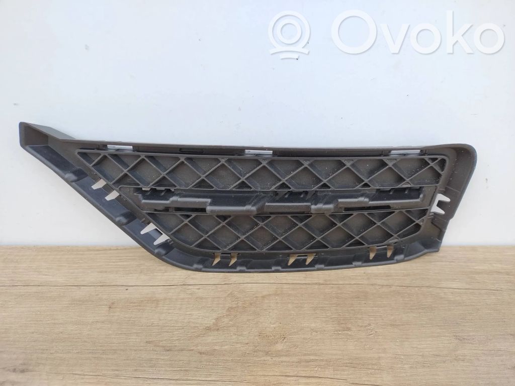 BMW X1 E84 Front bumper lower grill 