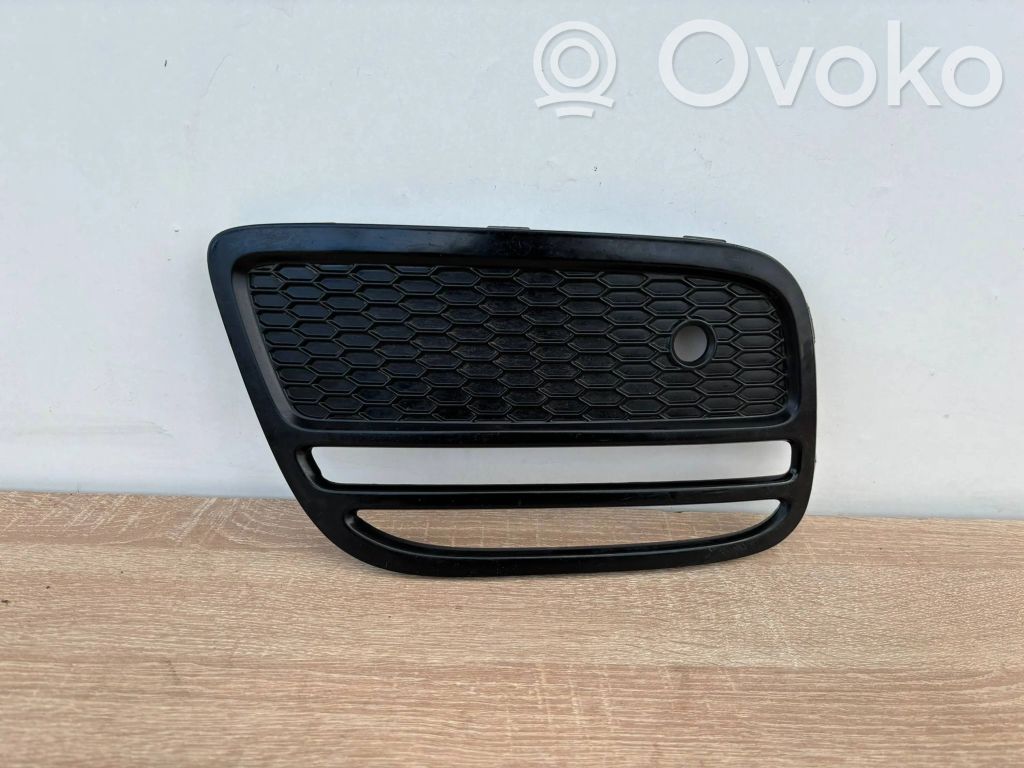 KIA Ceed Front fog light trim/grill 