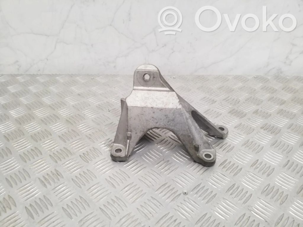 BMW M2 F87 Engine mounting bracket 