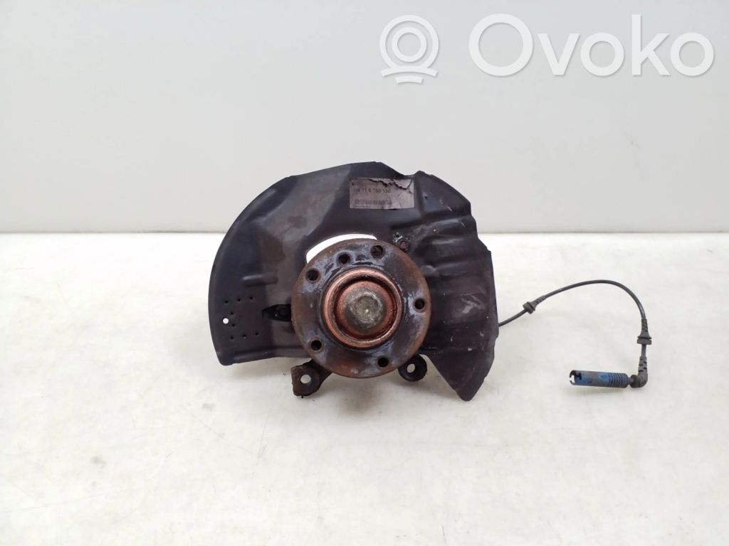 Front wheel hub