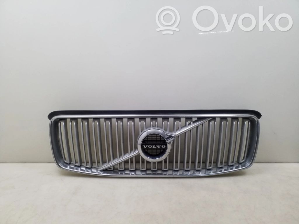 Volvo XC90 Etusäleikkö 