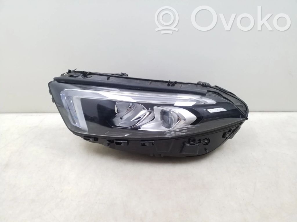 Mercedes-Benz A W177 Lampa przednia 