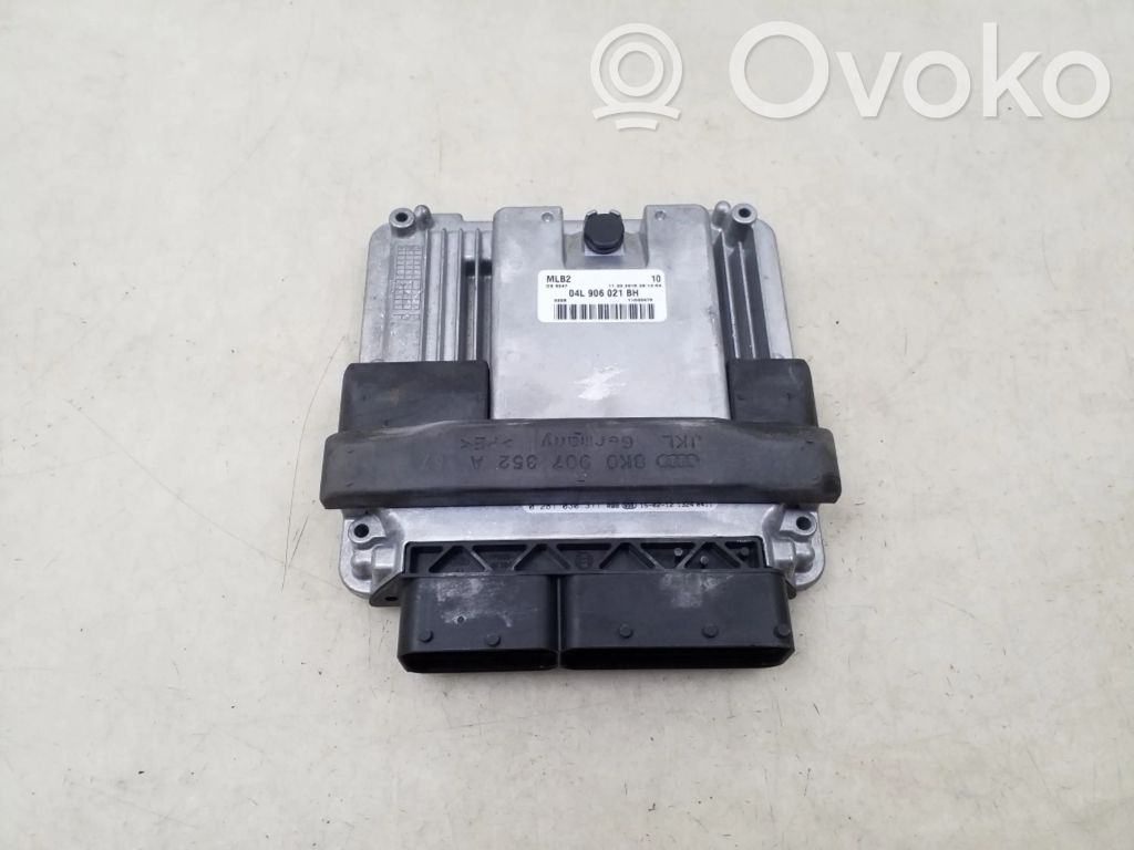 Audi A5 8T 8F Engine control unit/module 