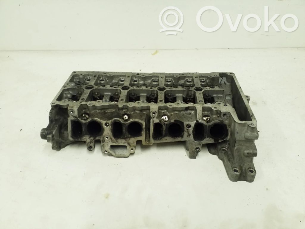 BMW 5 F10 F11 Engine head 