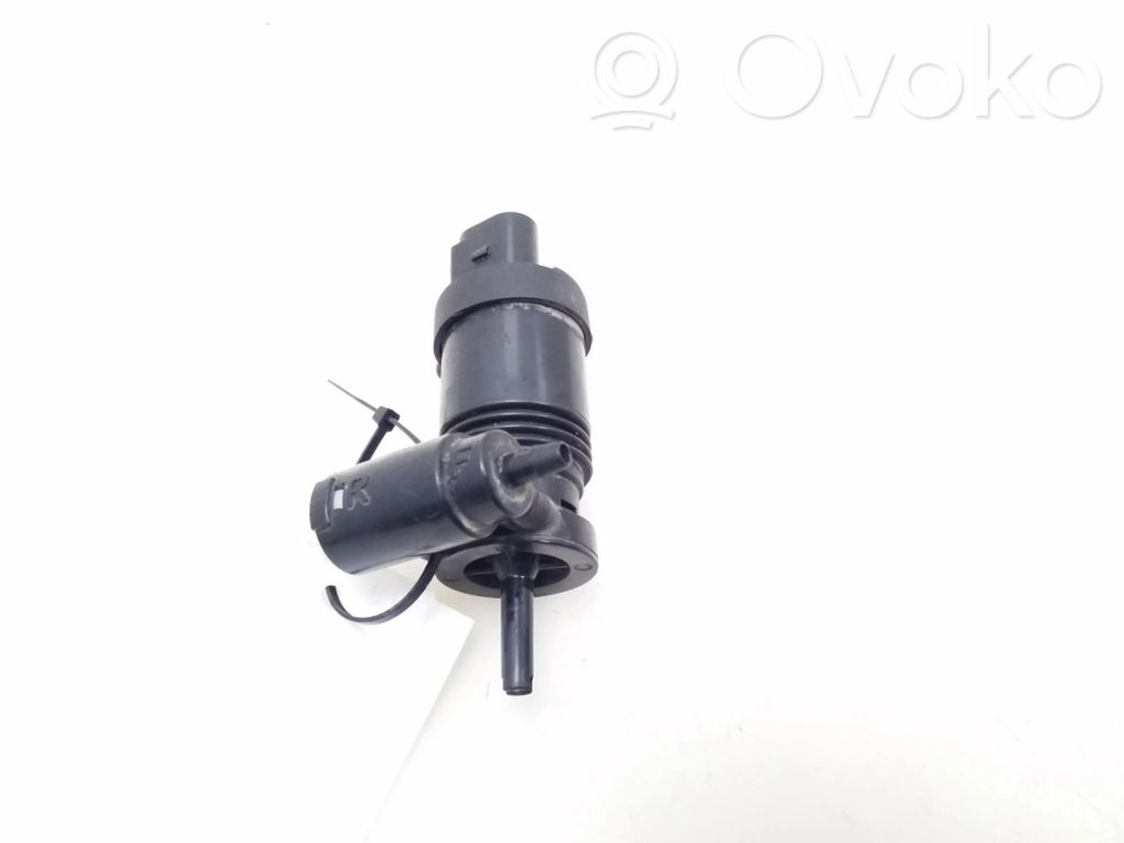 Dodge Caliber Windscreen/windshield washer pump 