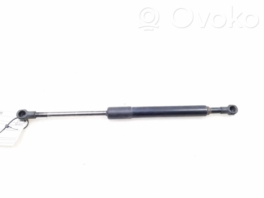 Volvo S40 Tailgate strut 