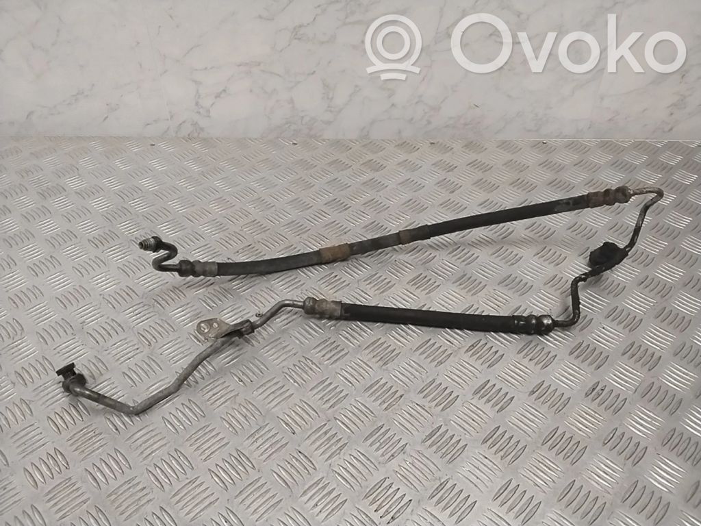 Ohjaustehostimen letkusto   6767417