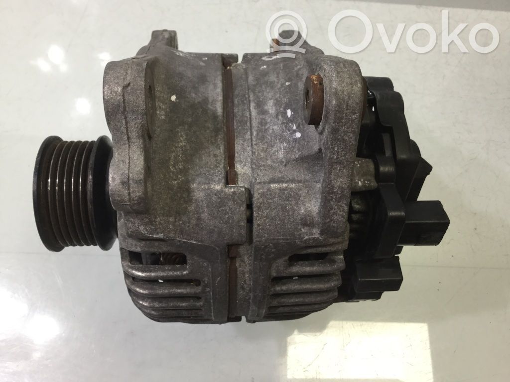 Volkswagen Golf IV Ģenerators 
