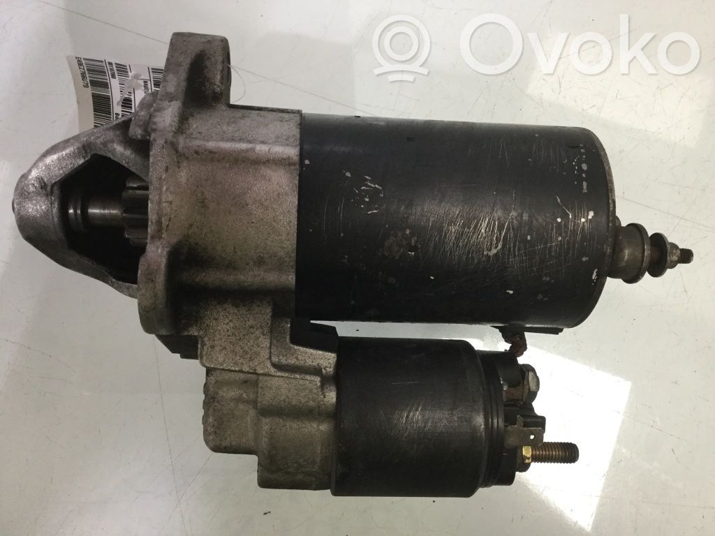Audi A4 S4 B5 8D Starteris 