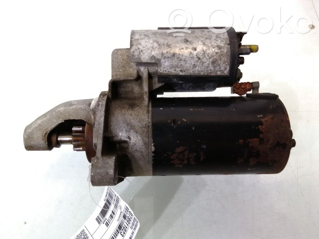 Audi A4 S4 B5 8D Starteris 
