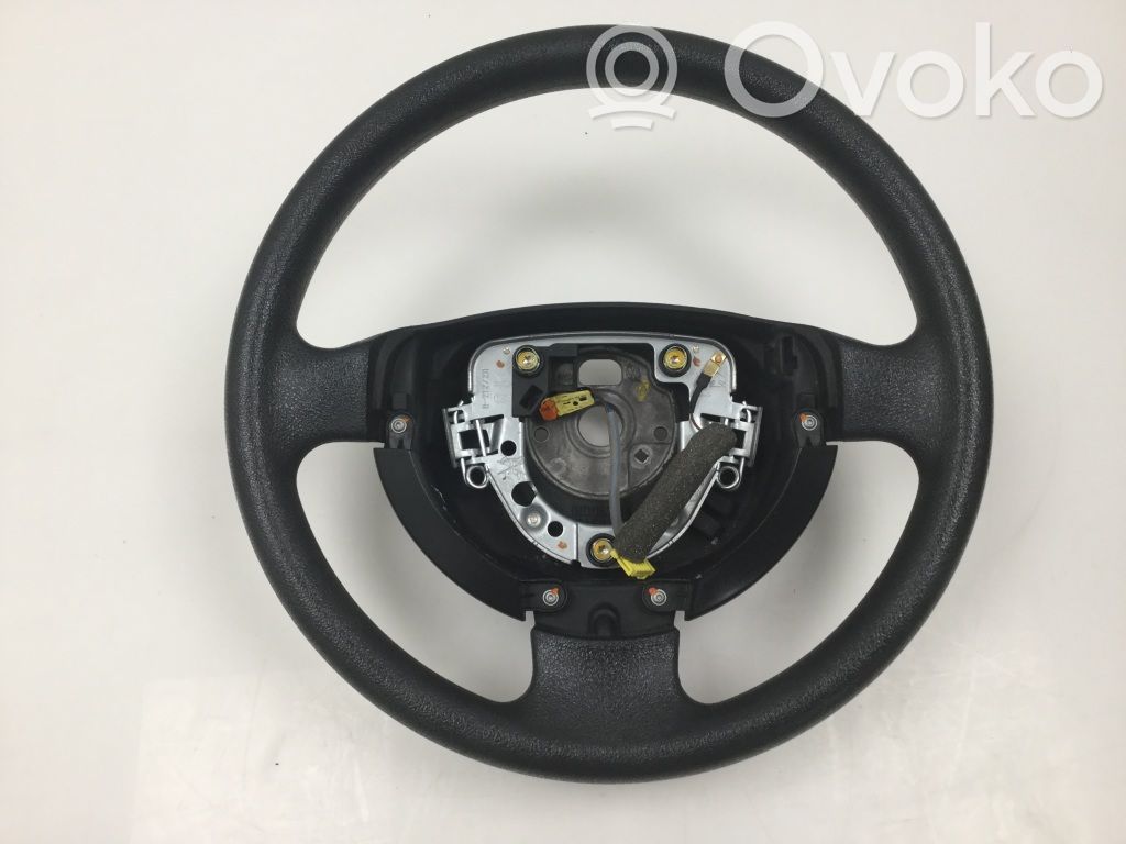 Volkswagen Fox Ohjauspyörä 