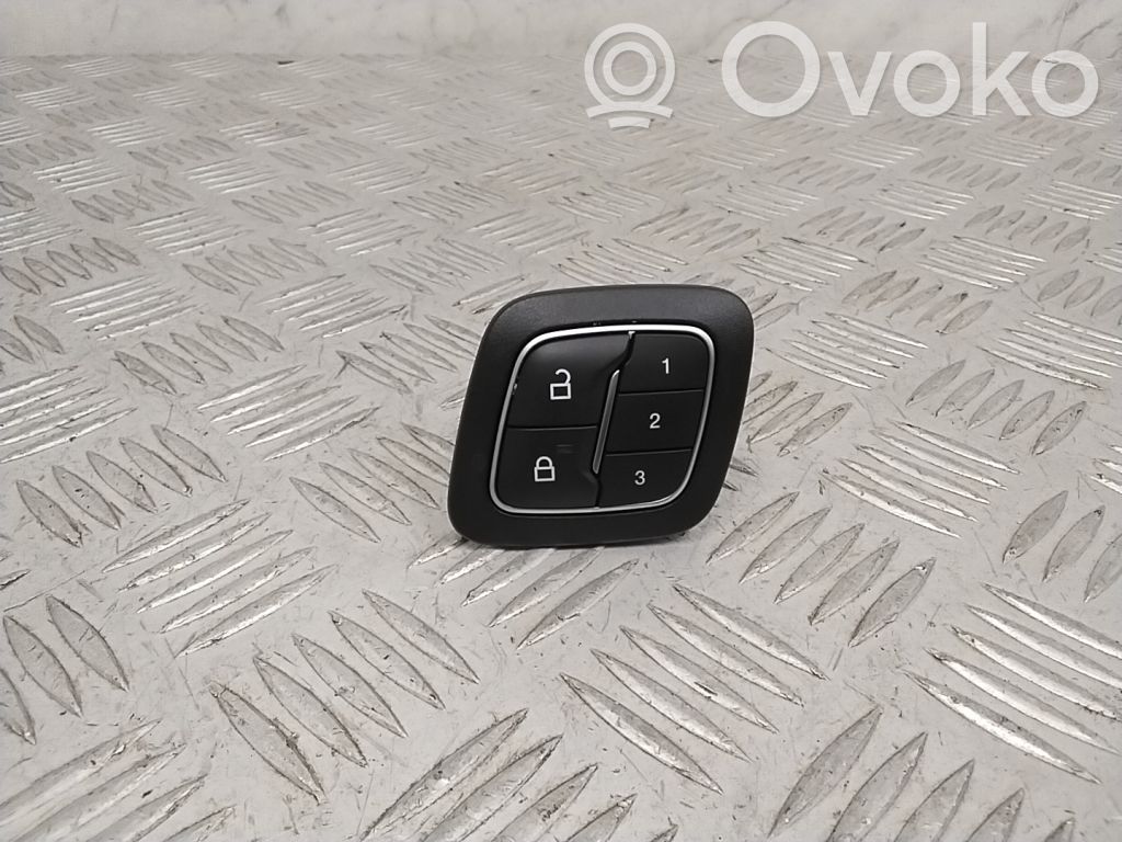 Ford Mach-E I Central locking switch button 