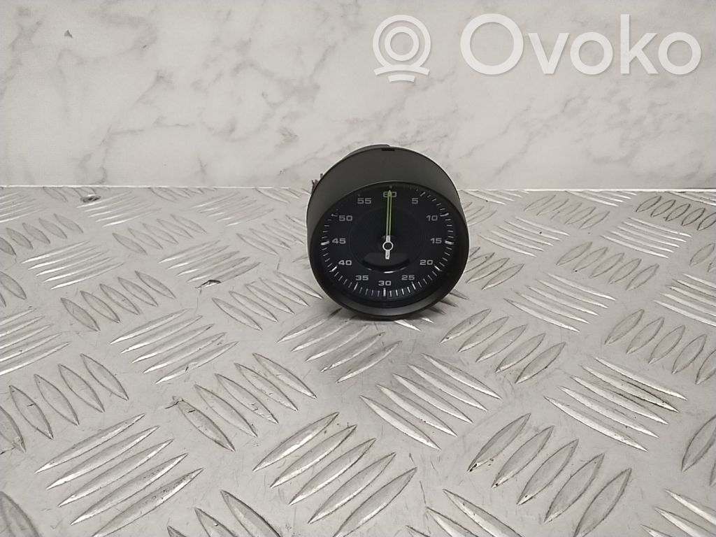 Porsche Panamera (971) Reloj 